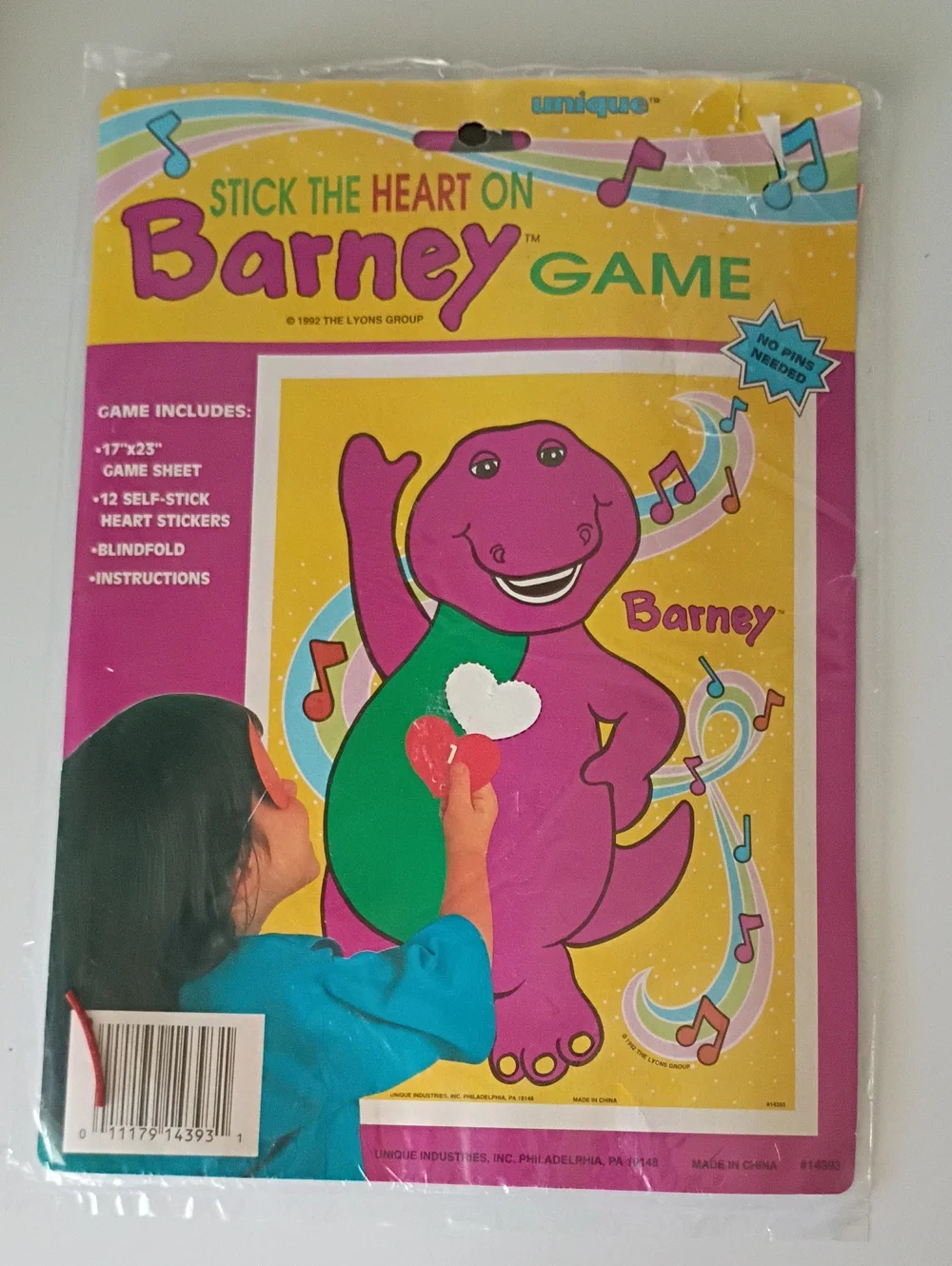Barney Party Set Of Stick The Heart On Barney And 8 Loot Bags New Old Stock